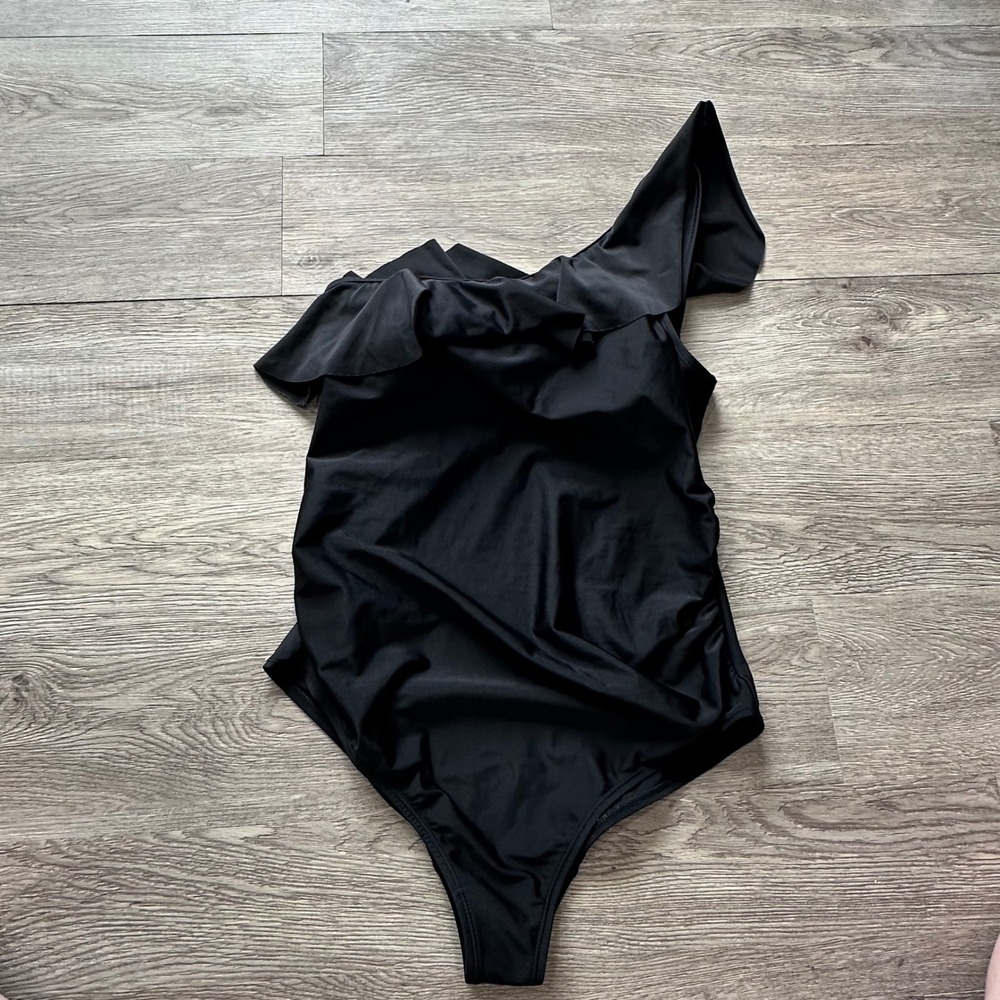 Motherhood Maternity One‎ Shoulder Ruffle Black Swimsuit size medium